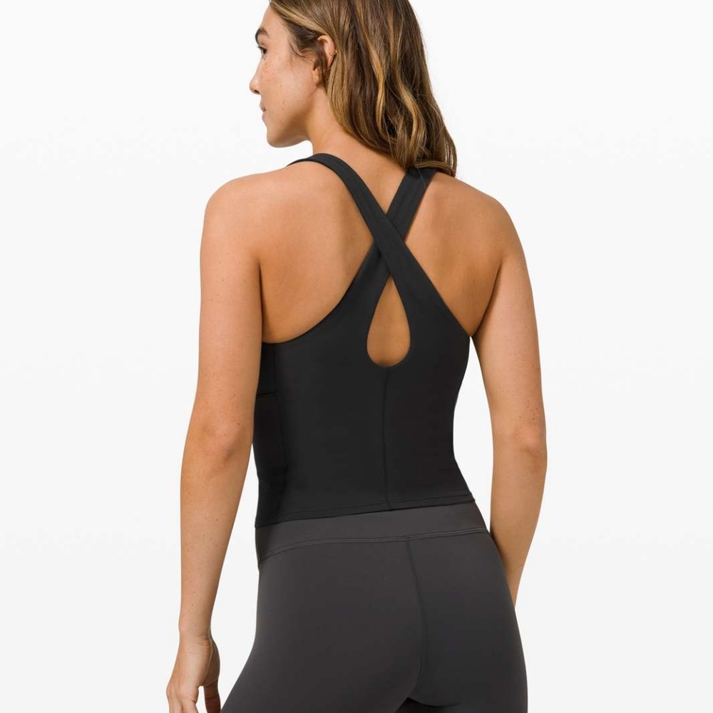 NWTLululemon Key to Balance black sz 4